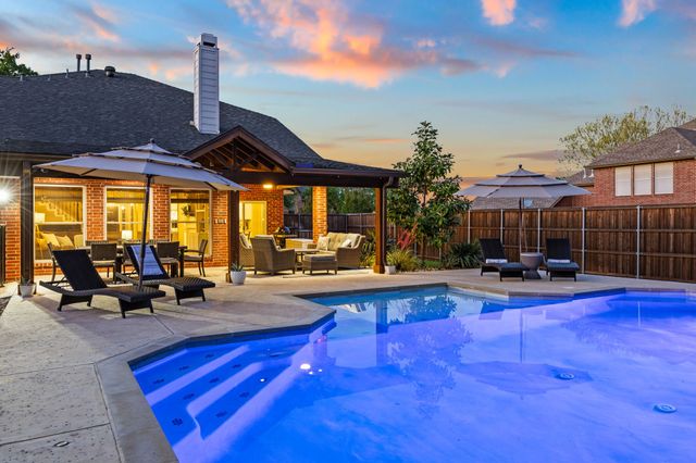 144 Oxford Drive, Heath, TX 75032