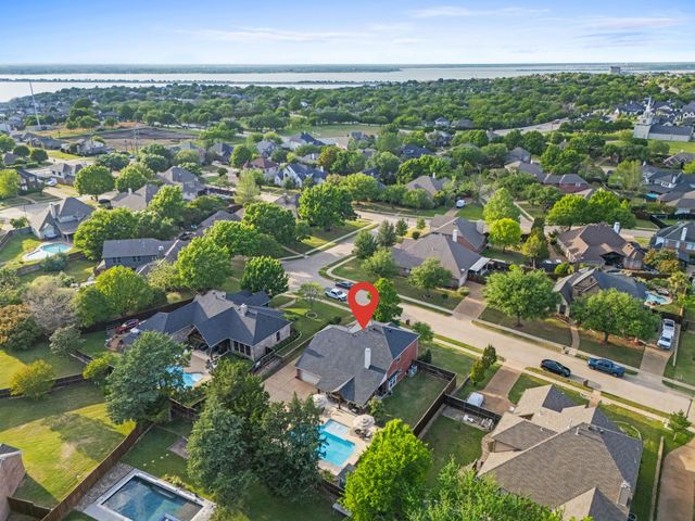 144 Oxford Drive, Heath, TX 75032