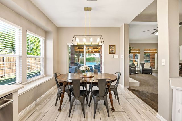 144 Oxford Drive, Heath, TX 75032