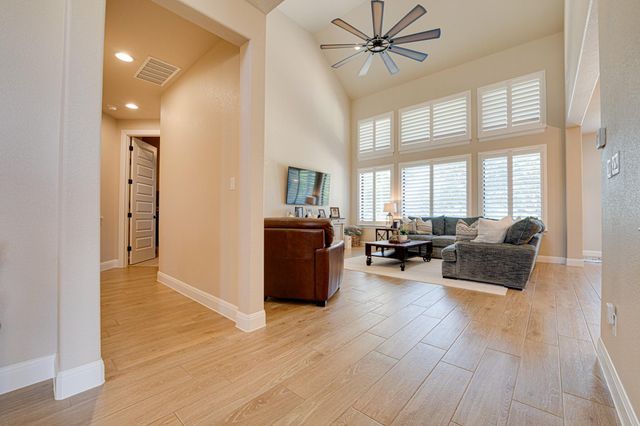 112 Mescalero, Liberty Hill, TX 78642