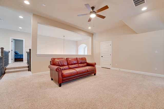 112 Mescalero, Liberty Hill, TX 78642