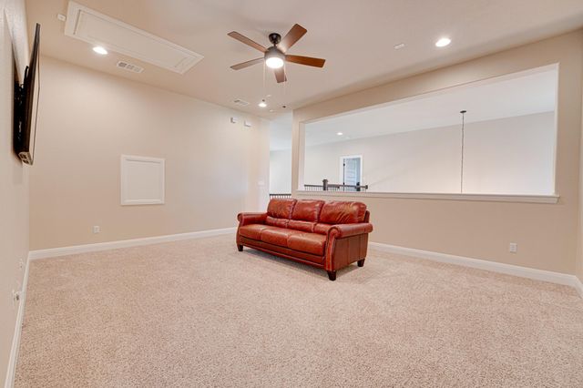 112 Mescalero, Liberty Hill, TX 78642