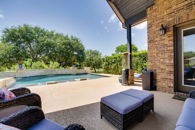 112 Mescalero, Liberty Hill, TX 78642