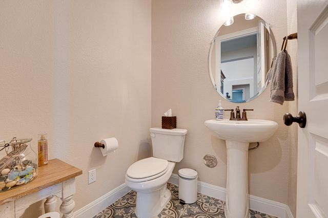 112 Mescalero, Liberty Hill, TX 78642