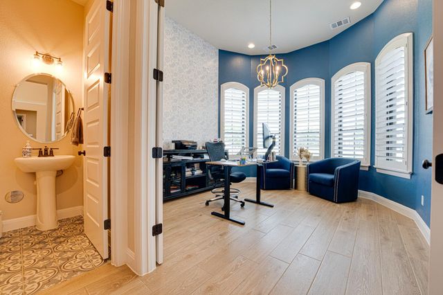 112 Mescalero, Liberty Hill, TX 78642