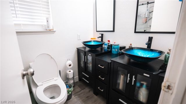 3549 East Reno Avenue, Las Vegas, NV 89120