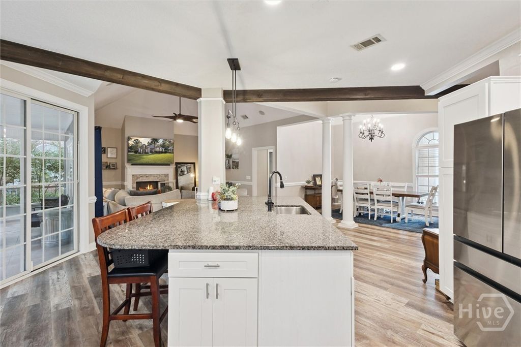 Image 20 of property listing at 39 Maxwell Court, Richmond Hill, GA 31324