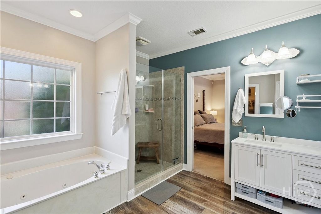 Image 27 of property listing at 39 Maxwell Court, Richmond Hill, GA 31324