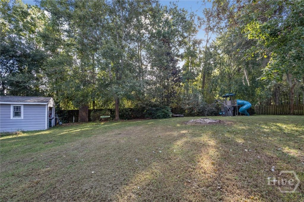 Image 46 of property listing at 39 Maxwell Court, Richmond Hill, GA 31324