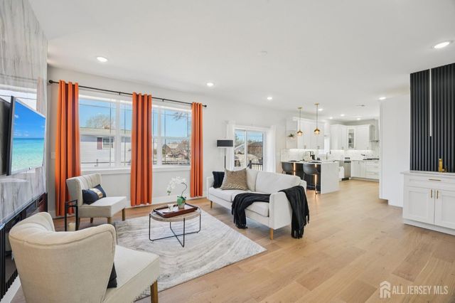 75 Jefferson Boulevard, Edison, NJ 08817