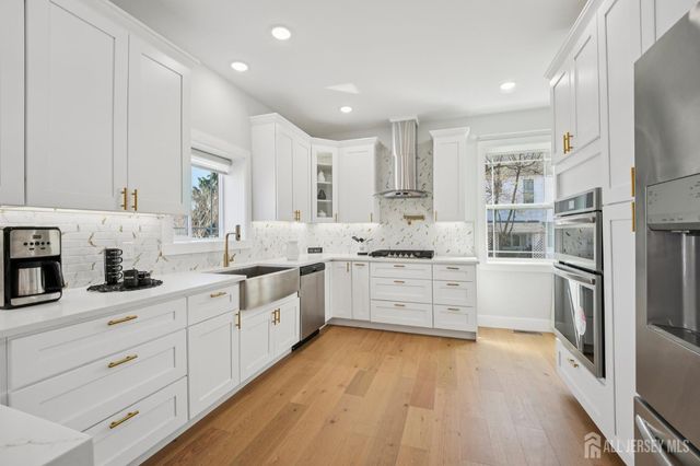 75 Jefferson Boulevard, Edison, NJ 08817
