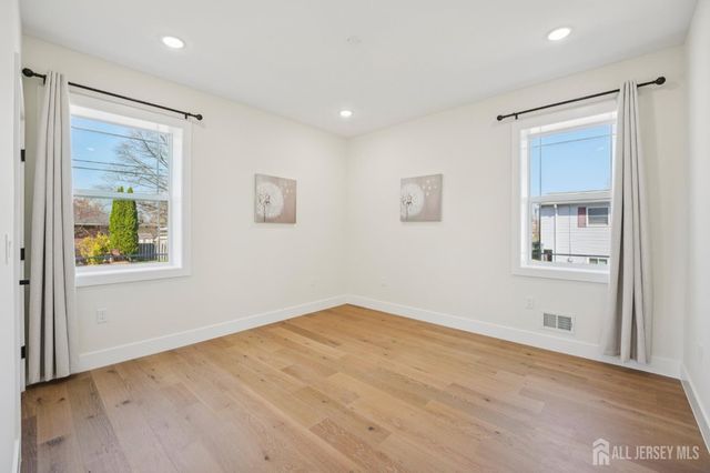 75 Jefferson Boulevard, Edison, NJ 08817