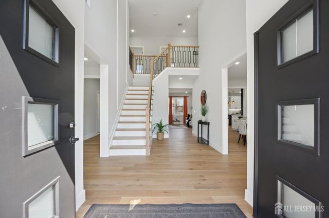 75 Jefferson Boulevard, Edison, NJ 08817