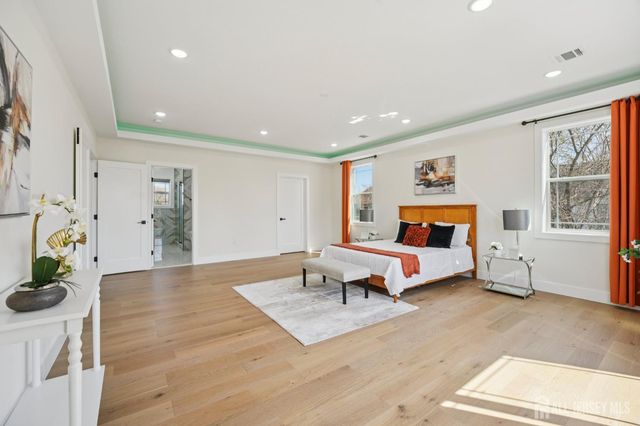 75 Jefferson Boulevard, Edison, NJ 08817