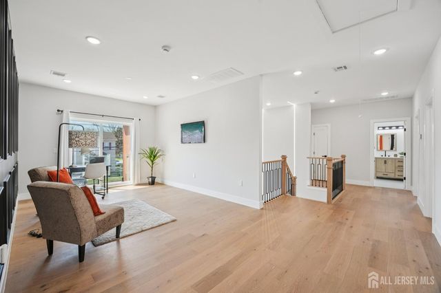 75 Jefferson Boulevard, Edison, NJ 08817