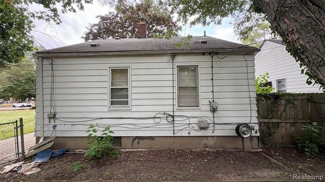 12108 Wayburn Street, Detroit, MI 48224