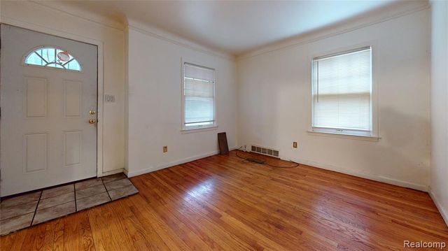 12108 Wayburn Street, Detroit, MI 48224