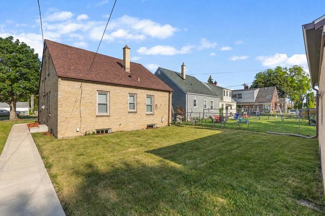 4460 N 42nd STREET, Milwaukee, WI 53209