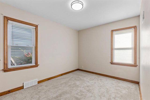4460 N 42nd STREET, Milwaukee, WI 53209