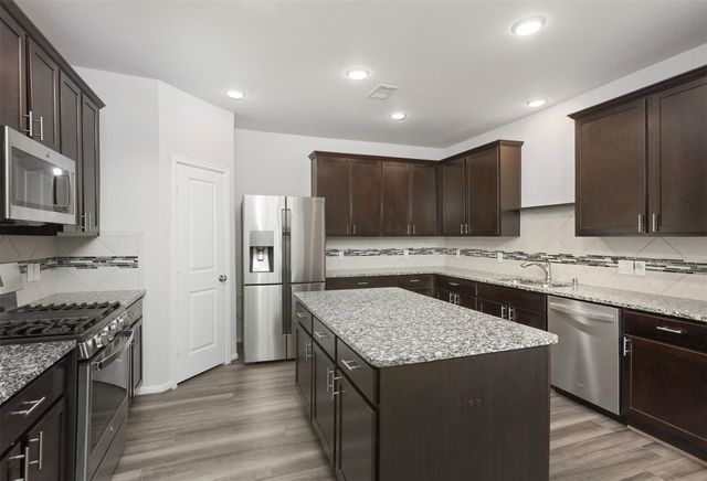 2514 Arbor Edge Crossing, Texas City, TX 77568