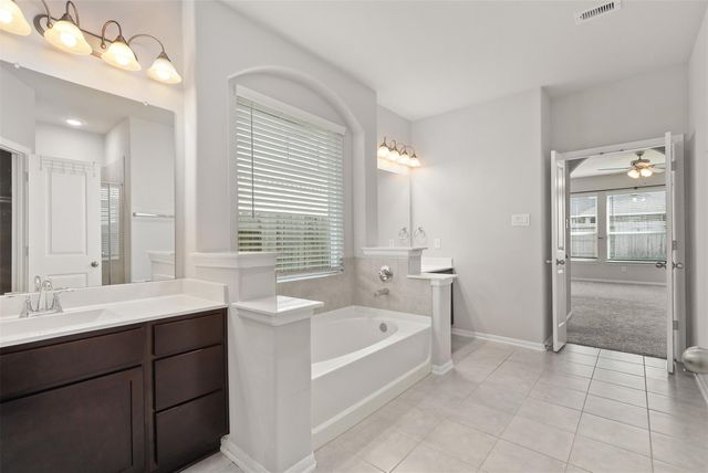 2514 Arbor Edge Crossing, Texas City, TX 77568