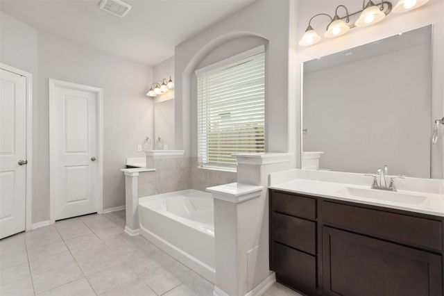 2514 Arbor Edge Crossing, Texas City, TX 77568