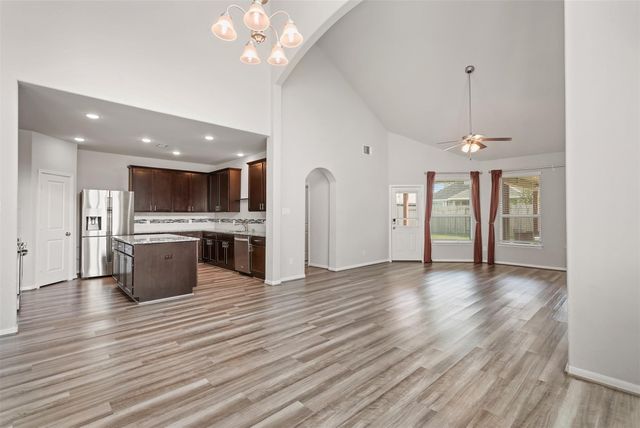 2514 Arbor Edge Crossing, Texas City, TX 77568