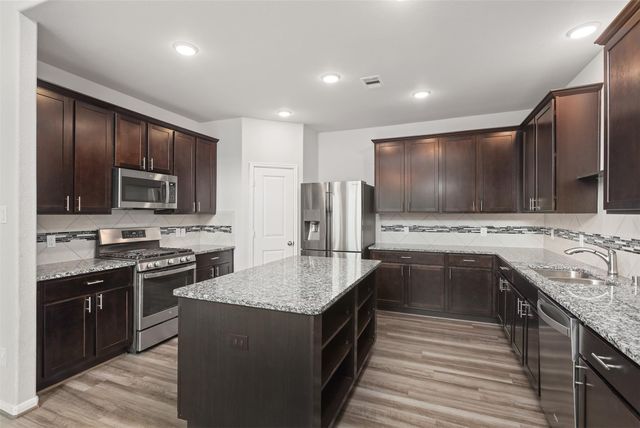 2514 Arbor Edge Crossing, Texas City, TX 77568