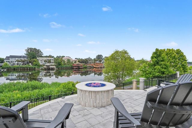 898 Waterton Ave., Myrtle Beach, SC 29579