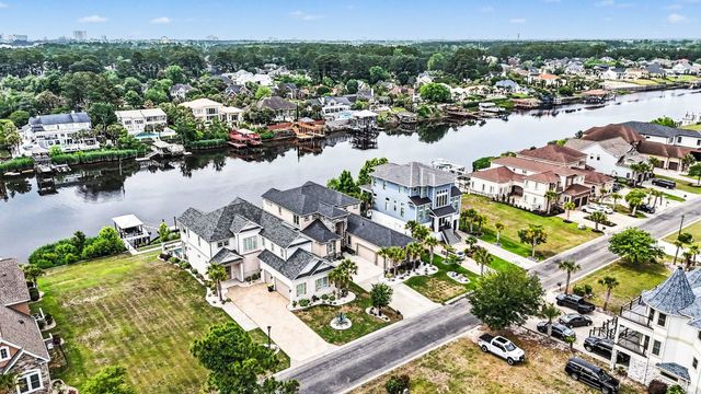 898 Waterton Ave., Myrtle Beach, SC 29579