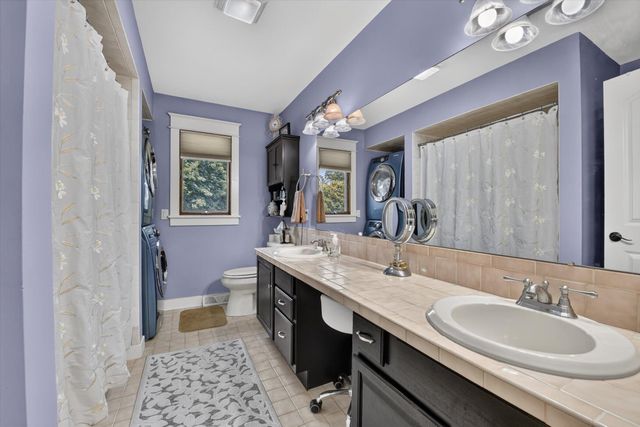 2827 Florence Drive Sw, City Of Wyoming, MI 49418