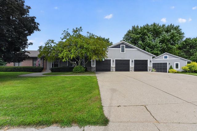 2827 Florence Drive Sw, City Of Wyoming, MI 49418