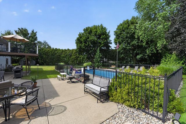 2827 Florence Drive Sw, City Of Wyoming, MI 49418