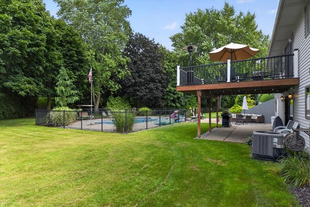 2827 Florence Drive Sw, City Of Wyoming, MI 49418