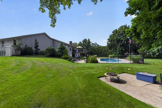 2827 Florence Drive Sw, City Of Wyoming, MI 49418