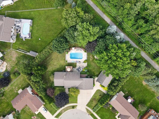 2827 Florence Drive Sw, City Of Wyoming, MI 49418