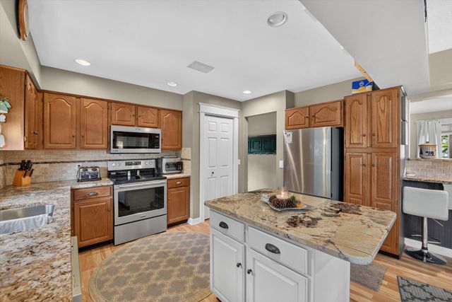 2827 Florence Drive Sw, City Of Wyoming, MI 49418