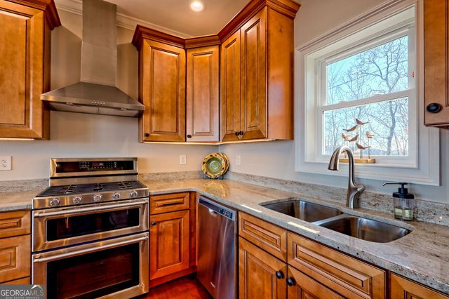 916 Arbor Drive, Lakemont, GA 30552