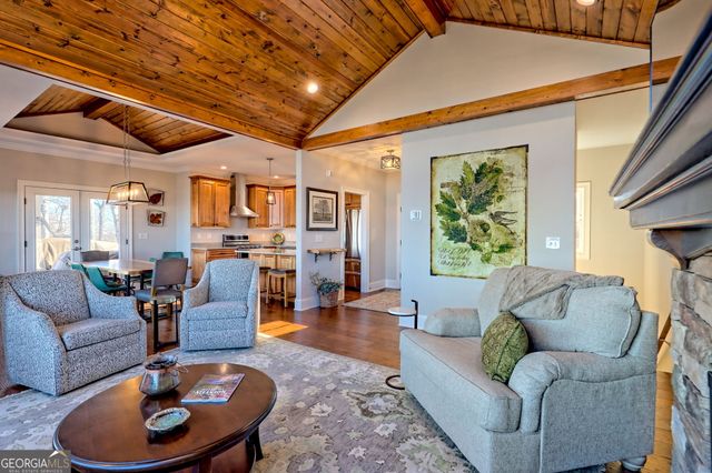 916 Arbor Drive, Lakemont, GA 30552