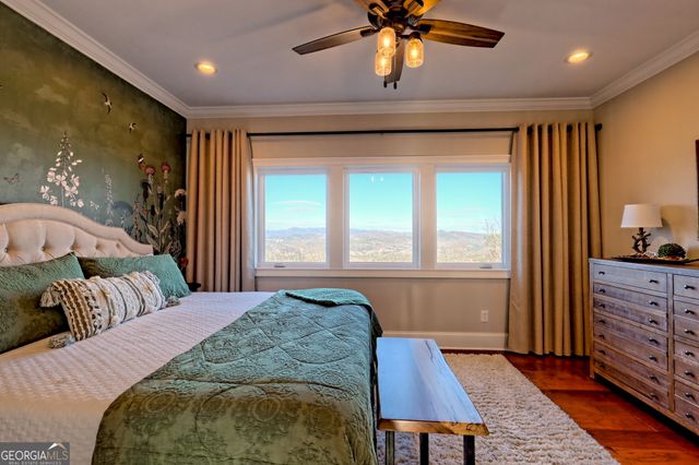 916 Arbor Drive, Lakemont, GA 30552