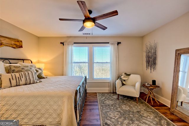 916 Arbor Drive, Lakemont, GA 30552