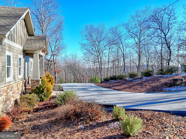 916 Arbor Drive, Lakemont, GA 30552