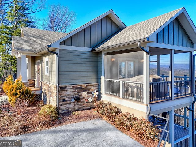 916 Arbor Drive, Lakemont, GA 30552