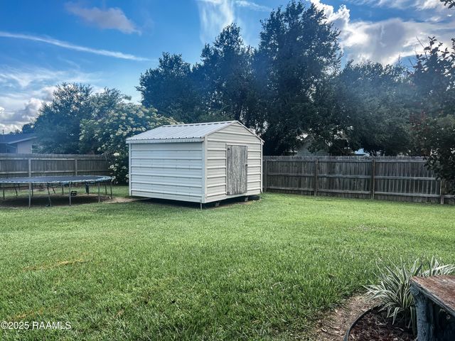 707 W Pine Street, Erath, LA 70533