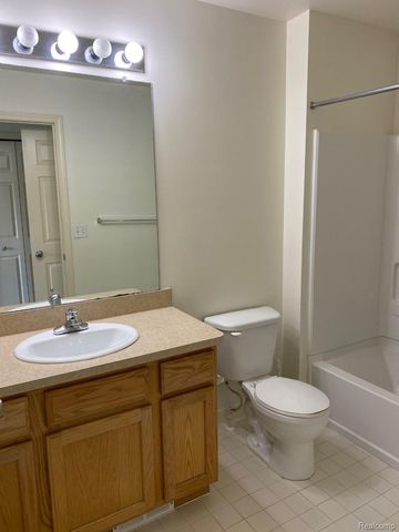 39615 Springwater Drive, Northville Township, MI 48168