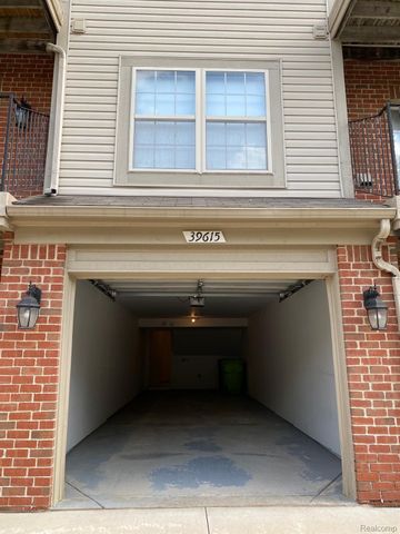 39615 Springwater Drive, Northville Township, MI 48168