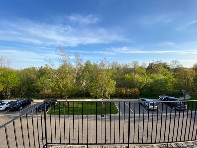 39615 Springwater Drive, Northville Township, MI 48168