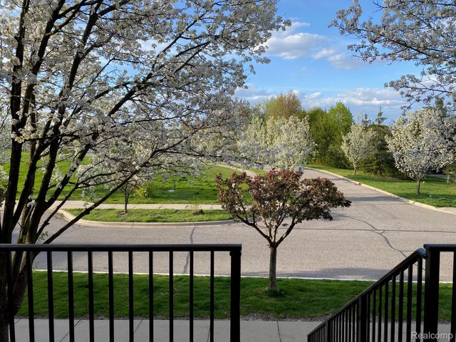 39615 Springwater Drive, Northville Township, MI 48168