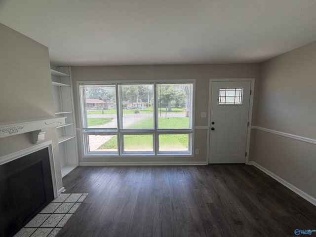 2624 Lake Avenue, Decatur, AL 35603