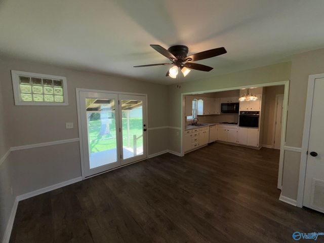 2624 Lake Avenue, Decatur, AL 35603